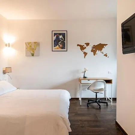 Soul In Rome, Vatican Museum Apartment *